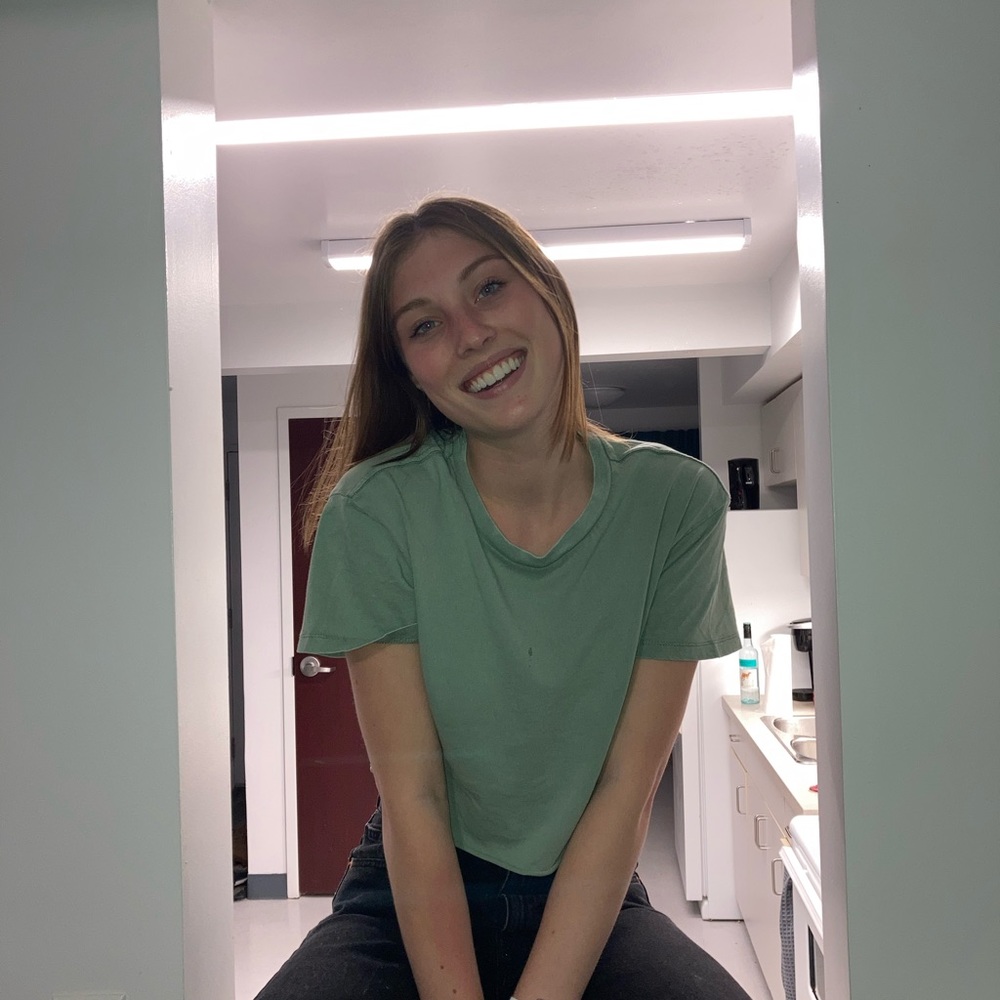 Meet your Posher, Mya